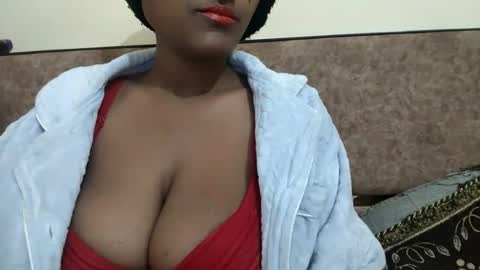 Snapshot of desiprincessaga chatting on December 11, 4:07 am desiprincessaga online show from December 11, 4:07 am