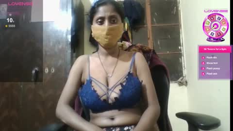 Snapshot of desiprincessaga chatting on January 21, 10:41 pm desiprincessaga online show from January 21, 10:41 pm