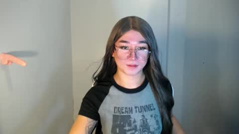 LORINE online show from January 3, 11:44 pm