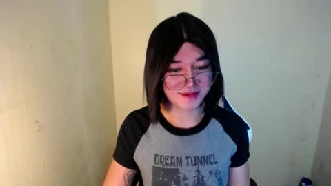 LORINE online show from January 21, 11:34 pm