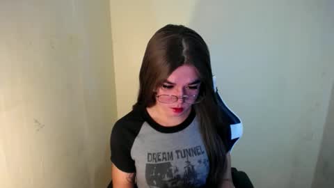 LORINE online show from February 7, 1:36 am