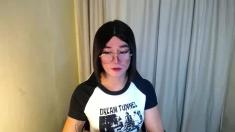 LORINE online show from February 26, 2:48 am