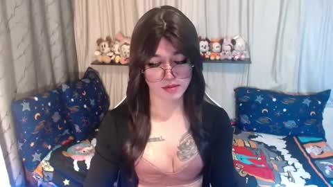 LORINE online show from September 19, 9:26 pm