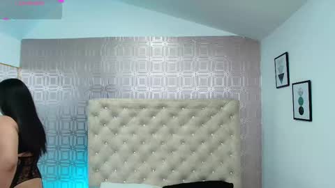 Sara Desire online show from March 6, 12:30 pm