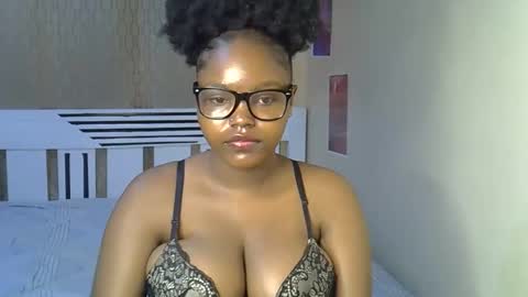 desiredahlia33 online show from March 24, 10:31 am