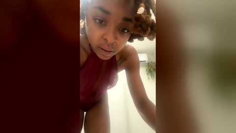 desiredistrict online show from April 7, 5:08 am