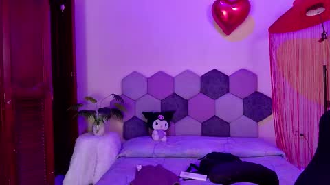 Snapshot of desireduo_tgn chatting on March 13, 12:45 pm TORI AND MR. BEAR online show from March 13, 12:45 pm