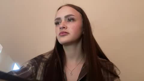 desiree_perhaps online show from February 18, 1:51 pm