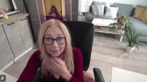 S O F I A online show from March 9, 3:16 pm