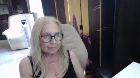 S O F I A online show from July 31, 7:08 am