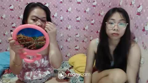Snapshot of desiring4u chatting on June 10, 11:24 pm Lovie online show from June 10, 11:24 pm