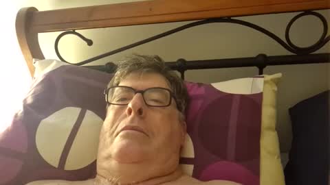 Desmon1958 online show from January 9, 8:32 pm