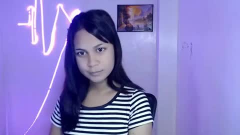 Snapshot of dess_morena chatting on June 15, 4:36 am Dess online show from June 15, 4:36 am