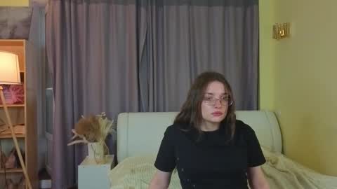 kristine online show from October 29, 12:18 pm