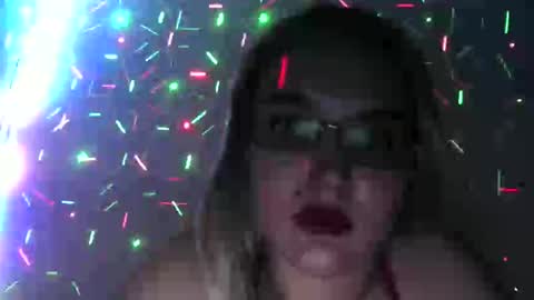 Snapshot of dessy_kendra chatting on November 28, 6:10 pm Kendra online show from November 28, 6:10 pm