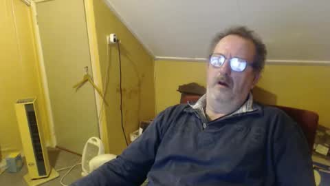 destelp online show from March 4, 2:45 pm