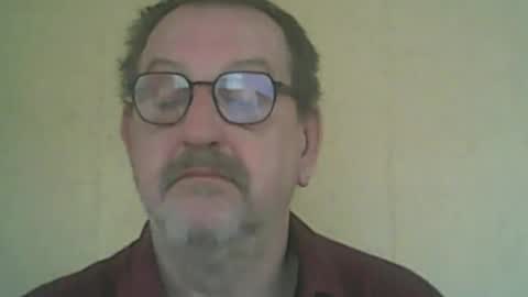 destelp online show from April 24, 10:39 am