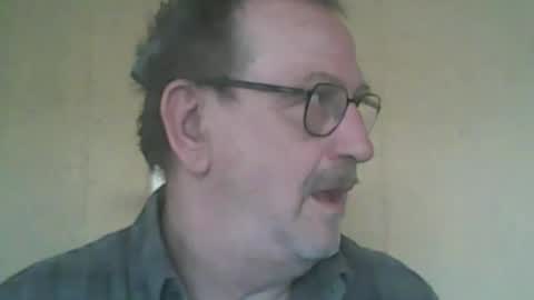 destelp online show from April 29, 6:25 pm