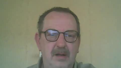 destelp online show from May 30, 11:07 am