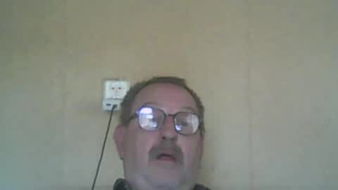 destelp online show from June 4, 10:54 am