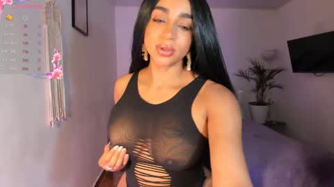 Destinne Mill online show from October 6, 2:36 pm