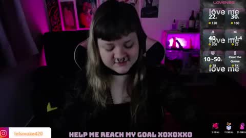 Snapshot of destroyall420 chatting on June 20, 2:53 pm Lola Bdsm and fries online show from June 20, 2:53 pm