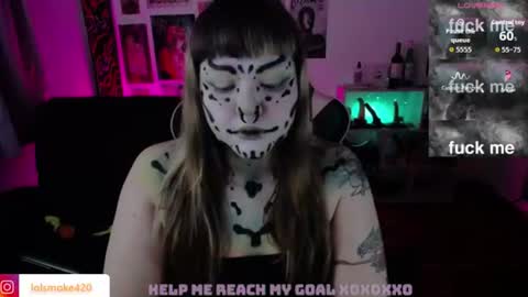 Snapshot of destroyall420 chatting on June 26, 12:42 pm Lola Bdsm and fries online show from June 26, 12:42 pm