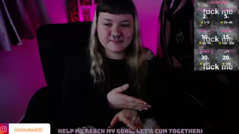 Snapshot of destroyall420 chatting on July 25, 2:36 pm Lola Bdsm and fries online show from July 25, 2:36 pm