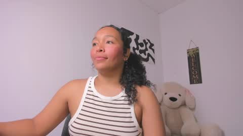 desty_y online show from April 7, 4:02 am