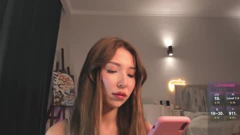 Snapshot of devaivy chatting on October 30, 11:11 am Deva online show from October 30, 11:11 am