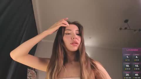 Snapshot of devaivy chatting on November 11, 12:16 pm Deva online show from November 11, 12:16 pm