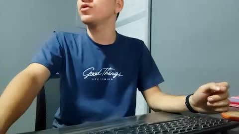 Snapshot of devdonr chatting on September 30, 6:18 am Javier online show from September 30, 6:18 am