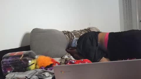 deviantdynasty online show from November 6, 7:31 am