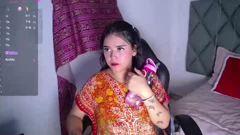 Snapshot of devika_kumar chatting on July 17, 7:19 pm devika online show from July 17, 7:19 pm