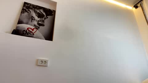 Emily online show from October 3, 6:54 am