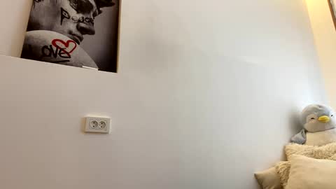 Snapshot of devil_goddess1 chatting on February 15, 7:51 am Emily online show from February 15, 7:51 am