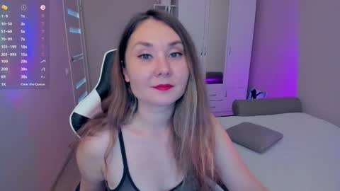 Snapshot of devil_mixie chatting on November 1, 1:24 pm devil_mixie online show from November 1, 1:24 pm