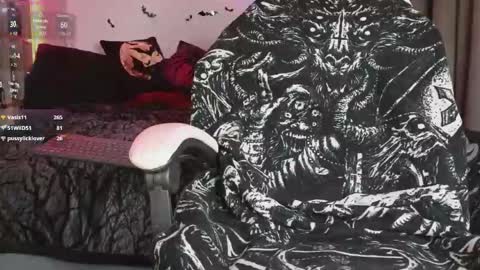 devil_s_bride online show from March 18, 3:15 pm