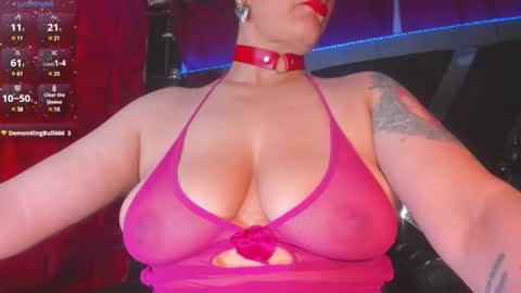 Snapshot of devil_taylorx chatting on February 17, 2:04 pm devil_taylorx online show from February 17, 2:04 pm
