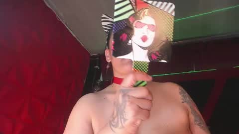 Snapshot of devil_taylorx chatting on September 12, 2:28 pm devil_taylorx online show from September 12, 2:28 pm
