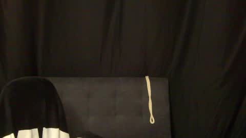 Snapshot of devilwithtats chatting on March 28, 8:03 am Lucian online show from March 28, 8:03 am