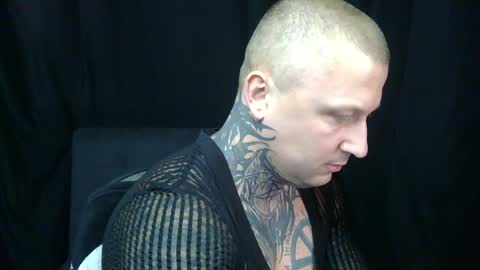 Snapshot of devilwithtats chatting on April 2, 11:52 am Lucian online show from April 2, 11:52 am