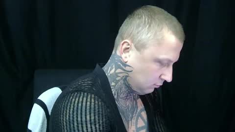 Snapshot of devilwithtats chatting on April 13, 9:04 am Lucian online show from April 13, 9:04 am