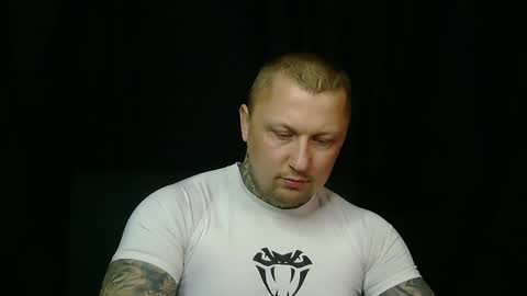 Snapshot of devilwithtats chatting on May 3, 8:42 am Lucian online show from May 3, 8:42 am