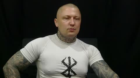 Snapshot of devilwithtats chatting on May 25, 7:25 am Lucian online show from May 25, 7:25 am