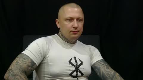 Snapshot of devilwithtats chatting on May 26, 11:28 am Lucian online show from May 26, 11:28 am