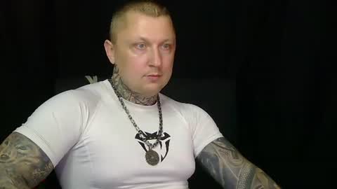 Snapshot of devilwithtats chatting on June 9, 3:23 pm Lucian online show from June 9, 3:23 pm