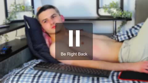 Snapshot of devin_ho chatting on December 27, 11:42 pm devin_ho online show from December 27, 11:42 pm