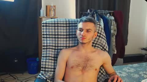 devin_ho online show from January 17, 9:25 am