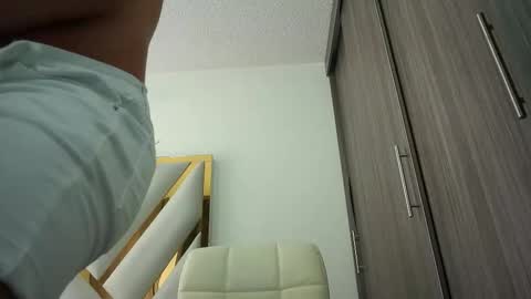 Devin Hunter online show from October 1, 3:29 pm